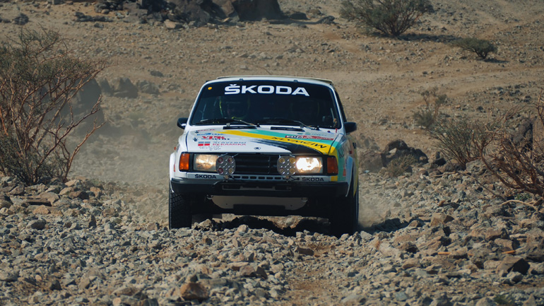 Στο Ράλι Ντακάρ με ένα Skoda της δεκαετίας του 1980